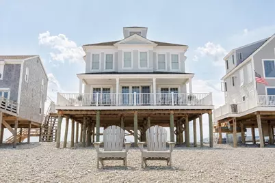 2 Cliff Rd, Scituate, MA 02066 - Photo 2
