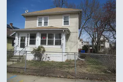 61 Mooreland St, Springfield, MA 01104 - Photo 1