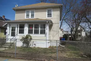61 Mooreland St, Springfield, MA 01104 - Photo 1