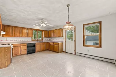 21 Bridle Rd, Billerica, MA 01821 - Photo 6