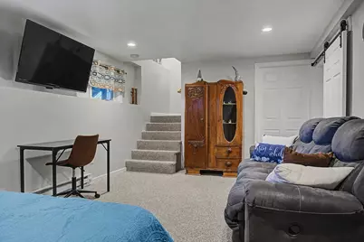 211 East St #11, Easthampton, MA 01027 - Photo 20