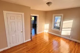71 Lake St, Webster, MA 01570 - Photo 6