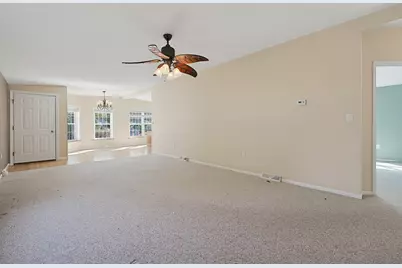 16 Robert Rd, Plainville, MA 02762 - Photo 20