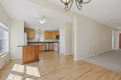 16 Robert Rd, Plainville, MA 02762 - Photo 32