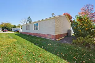 16 Robert Rd, Plainville, MA 02762 - Photo 40