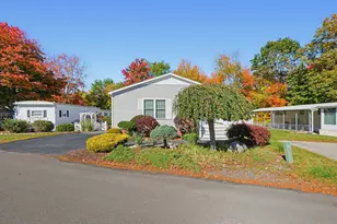 16 Robert Rd, Plainville, MA 02762 - Photo 2