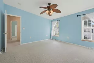 16 Robert Rd, Plainville, MA 02762 - Photo 6