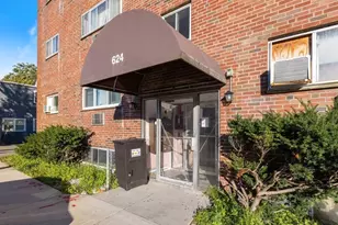 624 Hyde Park Ave, Boston, MA 02131 - Photo 20