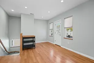 576 Lagrange St, Boston, MA 02132 - Photo 8