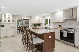 9 Cobblers Ln, Beverly, MA 01915 - Photo 8