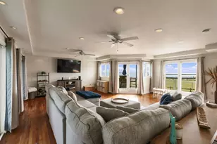 31 Hudson St, New Bedford, MA 02744 - Photo 12
