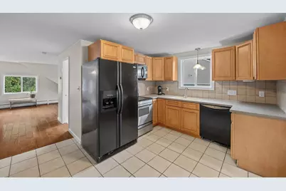6 Dixfield Rd, Worcester, MA 01606 - Photo 16