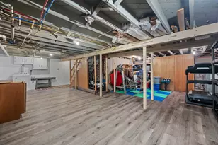 6 Dixfield Rd, Worcester, MA 01606 - Photo 20