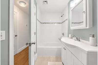 106 Walnut St #4, Somerville, MA 02145 - Photo 10