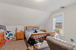 17 Winthrop St, Worcester, MA 01604 - Photo 16