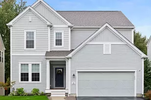 33 Skyhawk Cir, Weymouth, MA 02190 - Photo 1