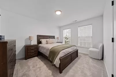 33 Skyhawk Cir, Weymouth, MA 02190 - Photo 18