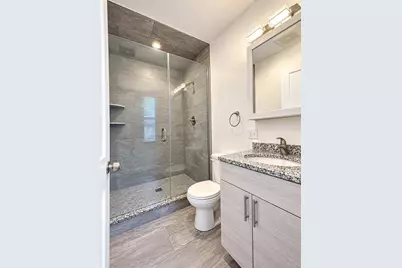 9 Sixth St #09, Chelsea, MA 02150 - Photo 8