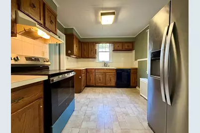32 Wamsutta Avenue, Worcester, MA 01602 - Photo 10