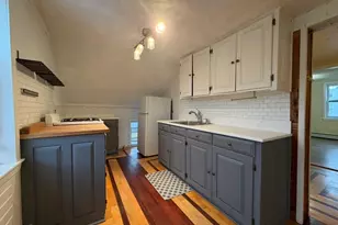 45 Thompson St, Fall River, MA 02720 - Photo 10