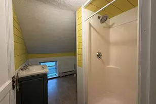 45 Thompson St, Fall River, MA 02720 - Photo 12
