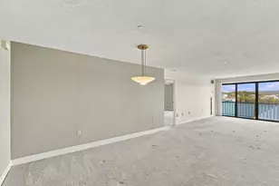 65 Lake Ave, Worcester, MA 01604 - Photo 6