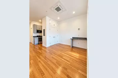 52 Washington Ave #907, Chelsea, MA 02150 - Photo 1