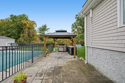 74 Little River Rd, Dartmouth, MA 02748 - Photo 6