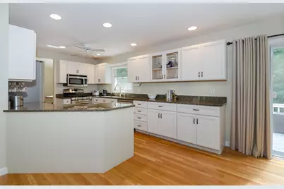 3 Timberledge Ln, Mattapoisett, MA 02739 - Photo 10