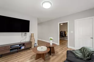 207 Belleville Ave, New Bedford, MA 02746 - Photo 4