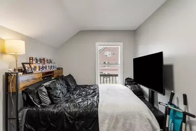 207 Belleville Ave, New Bedford, MA 02746 - Photo 34