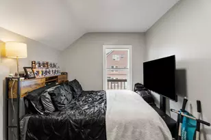 207 Belleville Ave, New Bedford, MA 02746 - Photo 34