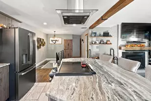 29 Reservoir St, Fall River, MA 02723 - Photo 8