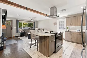 29 Reservoir St, Fall River, MA 02723 - Photo 10