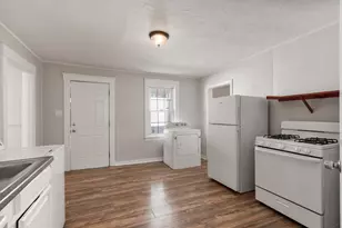 39-41 Dudley, Fitchburg, MA 01420 - Photo 4