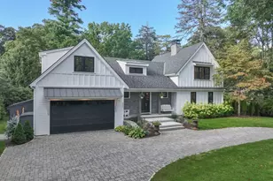 643 Boston Post Rd, Weston, MA 02493 - Photo 2