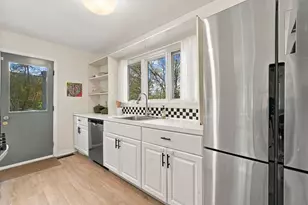 35 The Hollow, Amherst, MA 01002 - Photo 10