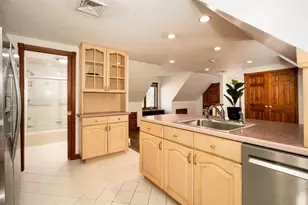 124 Gardiner Rd, Quincy, MA 02169 - Photo 8