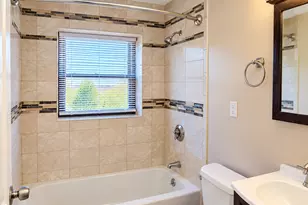 107 Nahant St, Lynn, MA 01902 - Photo 16