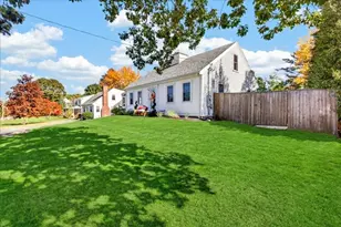 238 Liberty St, Braintree, MA 02184 - Photo 2
