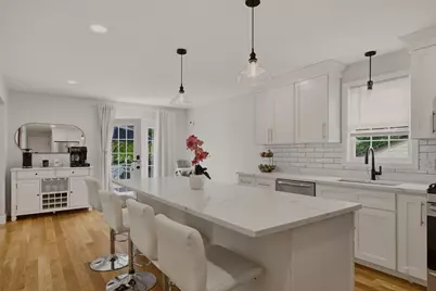 724 Woodman St, Fall River, MA 02724 - Photo 10