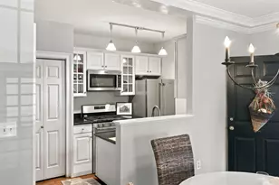 131 Merrimac St, Newburyport, MA 01950 - Photo 12