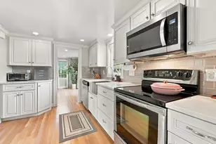68 French Ave, Braintree, MA 02184 - Photo 10