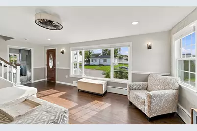 258 Goodwin St, Fall River, MA 02724 - Photo 12