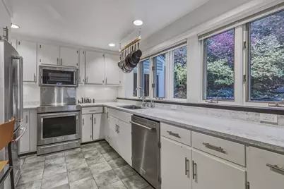 31 Langworthy Rd, Northampton, MA 01060 - Photo 12