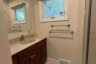 25 Wayne Memorial Dr, Dartmouth, MA 02747 - Photo 24