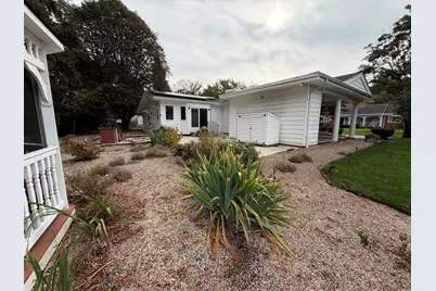 25 Wayne Memorial Dr, Dartmouth, MA 02747 - Photo 38