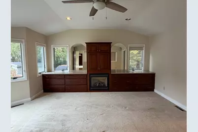 25 Wayne Memorial Dr, Dartmouth, MA 02747 - Photo 14