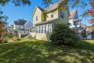 196 Sargeant St, Holyoke, MA 01040 - Photo 2