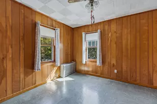 196 Sargeant St, Holyoke, MA 01040 - Photo 20